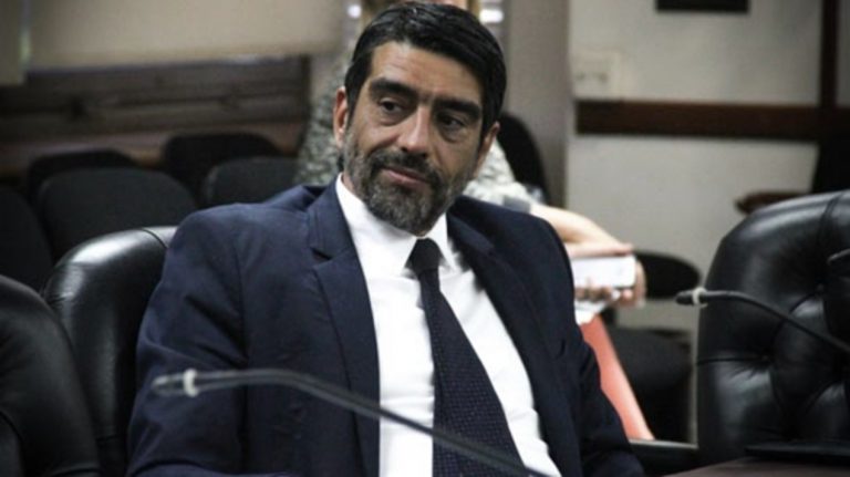 00 TAHILADE