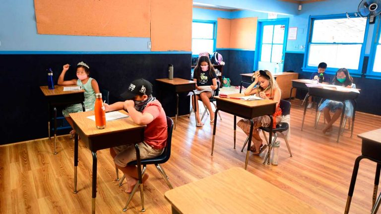 casa blanca reafirma decision reabrir las escuelas 1594977858770