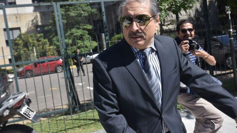 carlos santiago kirchner