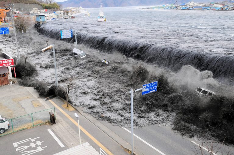 TSUNAMI ASIA CONOCER