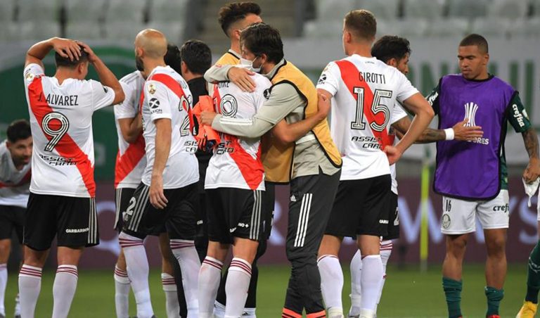 RIVER PERDIO CON PALMEIRAS