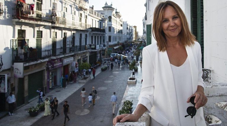 sira es el ti tulo de la segunda parte de el tiempo entre costuras de mari a duen as y que se publicara en primavera