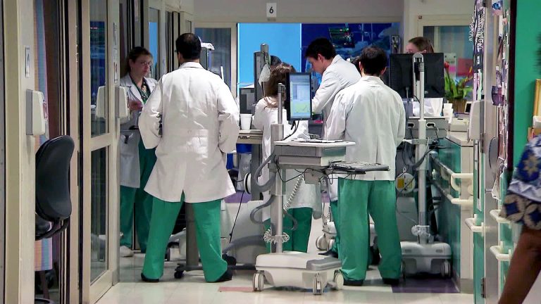 200318042155 us hospitals underprepared coronavirus medical supplies gupta pkg cpt vpx 00000402