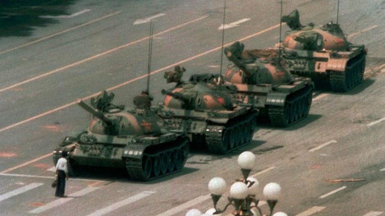 96b23 tiananmen