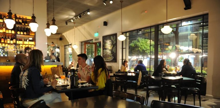 bares y restaurantes