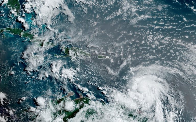 huracan elsa afectara islas caribe