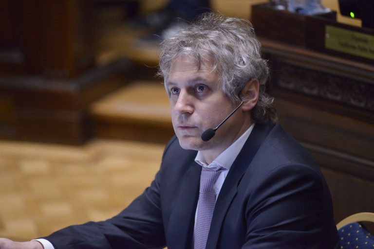 felipe miguel en legislatura portena 29 6 21 0