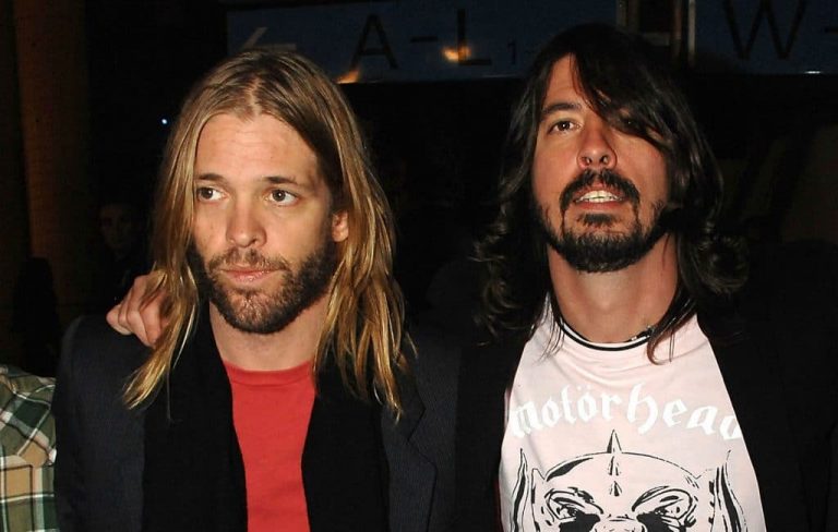 GettyImages 110014511 HAWKINS GROHL 2000 1024x650 1