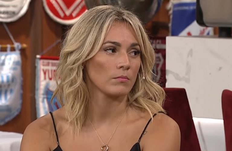 Rocio Oliva hincha de
