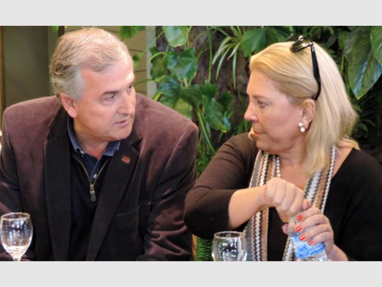 gerardo morales y elisa carrix.jpg 1536916664