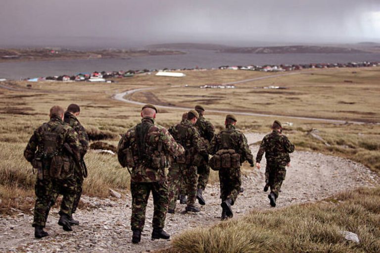 753500 militares 20malvinas afp