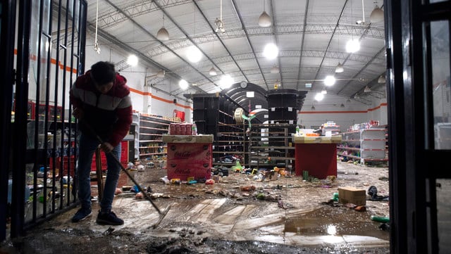 un supermercado de moreno destrozado f