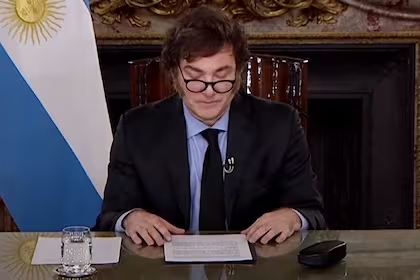 el presidente javier milei durante la cadena R2SEILZXE5DW7E2ADKNO7UA7DA