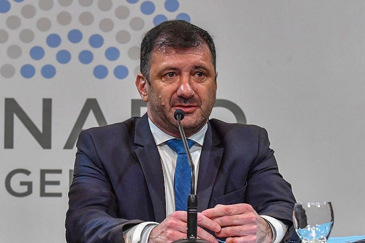 Condenaron a Edgardo Kueider en Paraguay por el caso de la mochila con USD 200 mil 9 Edgardo kueider senador detenido