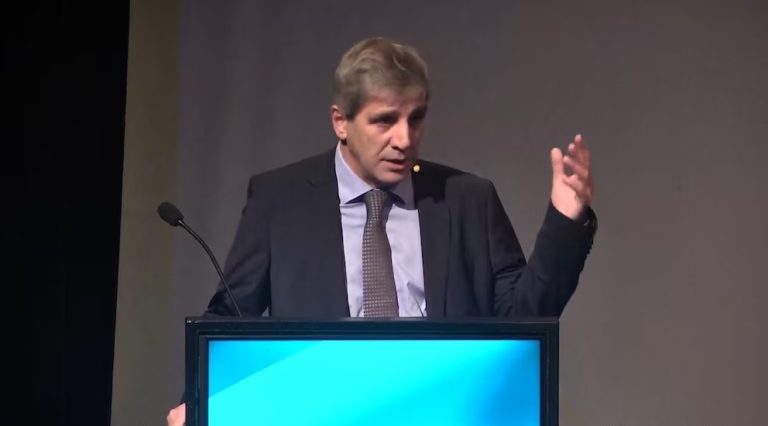 Caputo apuntó contra Kicillof: “Puede haber una invasión extraterrestre, pero no va a ser presidente nunca” 1 7mmnshuwebd5vkeiz5x6ele6di