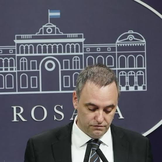 Pollicita intimó a Manuel Adorni a justificar su patrimonio: la fiscalía detectó inconsistencias por $43 millones y USD 402.578 5 adornigames