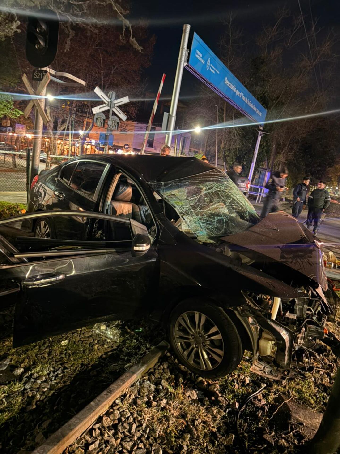 asi quedo el auto en el que manejaba ernestina pais al momento del choque