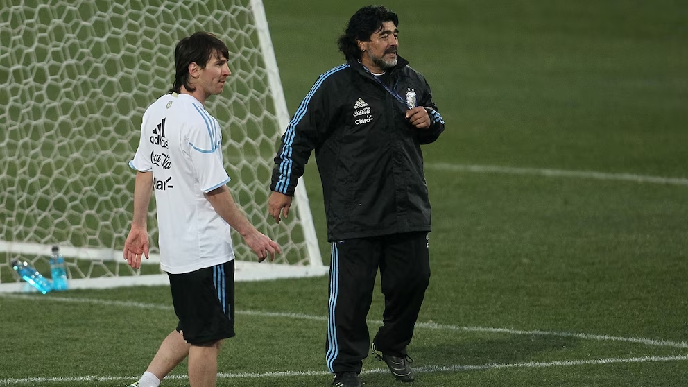 Claudia Villafañe reveló qué pensaba Diego Maradona sobre Lionel Messi: "Decía que era mejor que él" 1