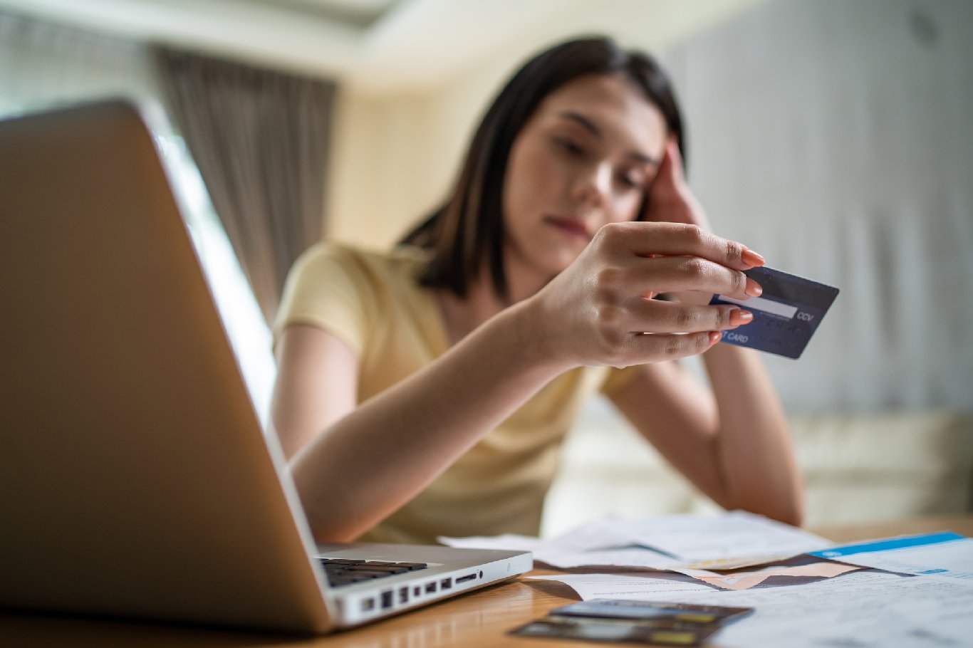 4 de cada 10 jóvenes argentinos están en mora: qué pasa si no se paga un crédito bancario 7 jovenespobres