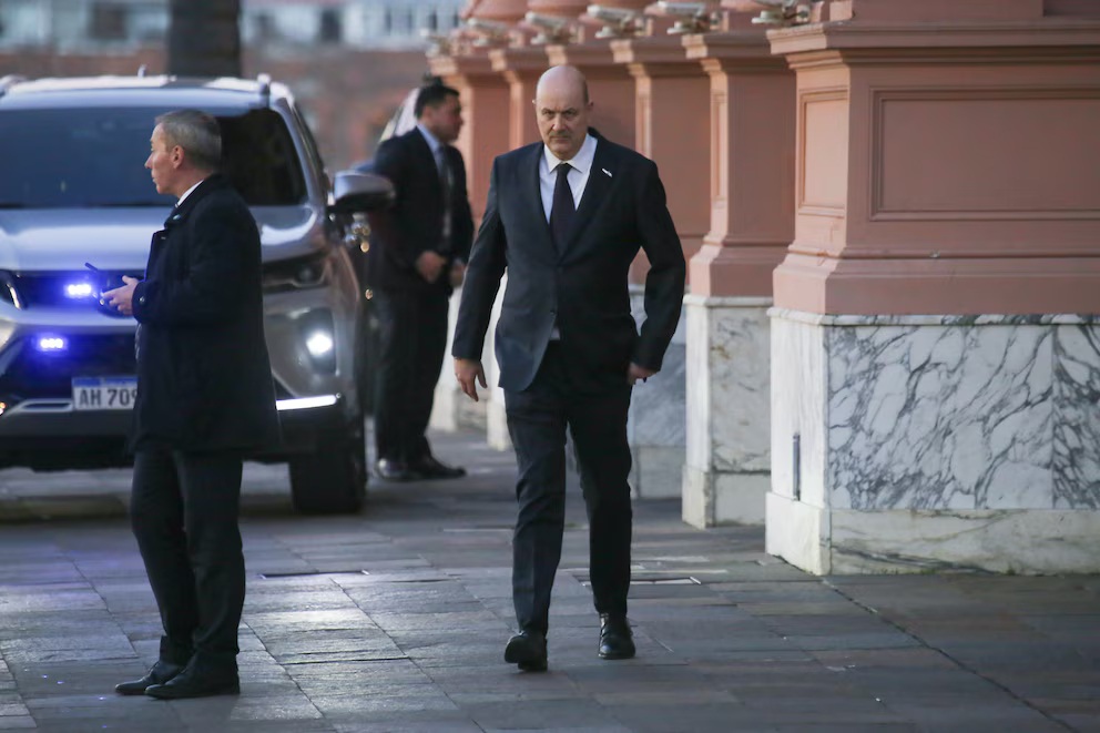El Gobierno reunió a su mesa política para ordenar la agenda legislativa y respaldar a Sturzenegger 3