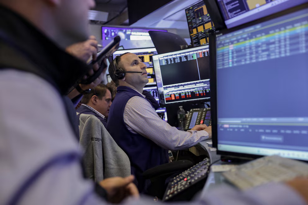 Wall Street rebota, cae el petróleo y baja el riesgo país argentino 1