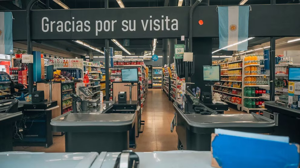 Supermercados Toledo vendió una sucursal para pagar sueldos: qué pasará con los trabajadores 1 gz32foc2brfandngzs4ziv3iqq