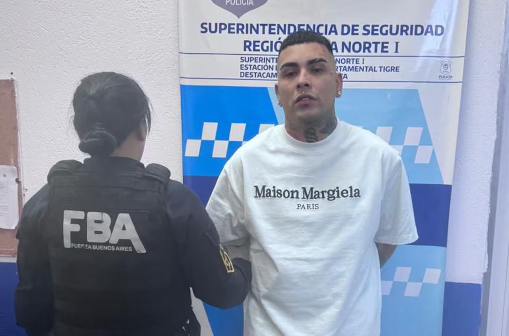 Indagaron a Callejero Fino y agravaron la acusación: negó que la pistola fuera suya 2 hukaakjfkbbe3lzptuuaz75eq4 2