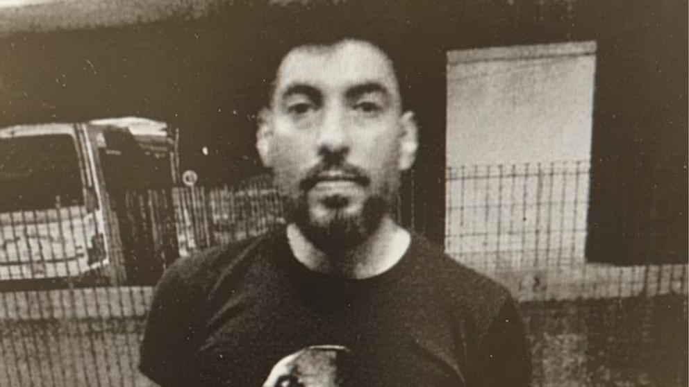 Allanaron el departamento de Facundo Moyano: no hallaron drogas y secuestraron dos celulares 2