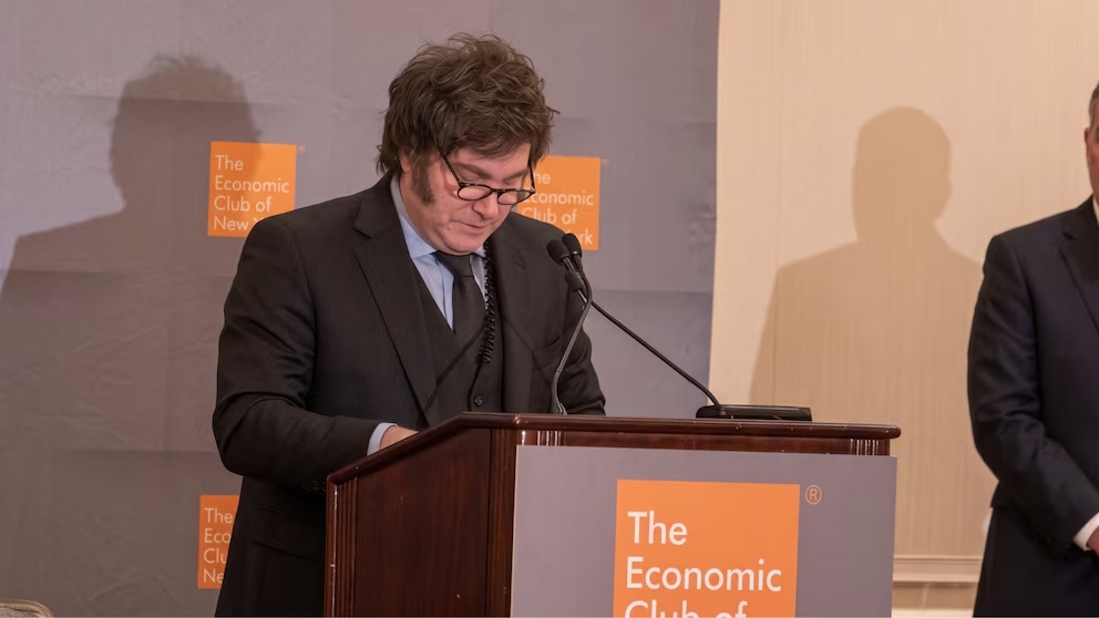 Milei ante inversores en Nueva York: “Si nuestro gobierno es reelecto, 2028 será el mejor año económico de la historia argentina” 1 umkqaciufvbprnlf7t3yj3i52u 1