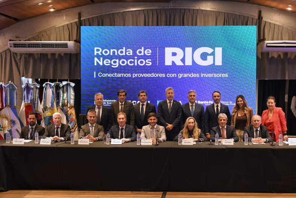 Cumbre en Rosario: Karina Milei y Diego Santilli se reunieron con 12 gobernadores por el RIGI y aceleran la negociación por las PASO 6 pb462mbdebg5jpeo3ra677ckui
